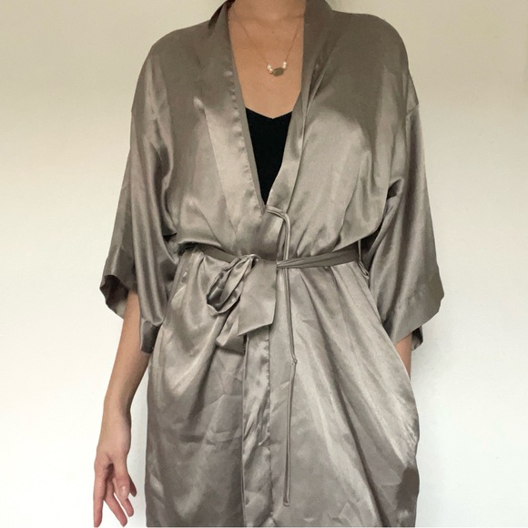 Victoria's Secret Other - Victoria’s secret Robe